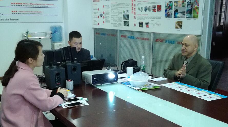 热烈欢迎加拿大客户到访MG不朽情缘能源！