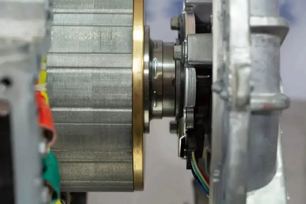 MG不朽情缘源汽车驱动电机结构与工作原理