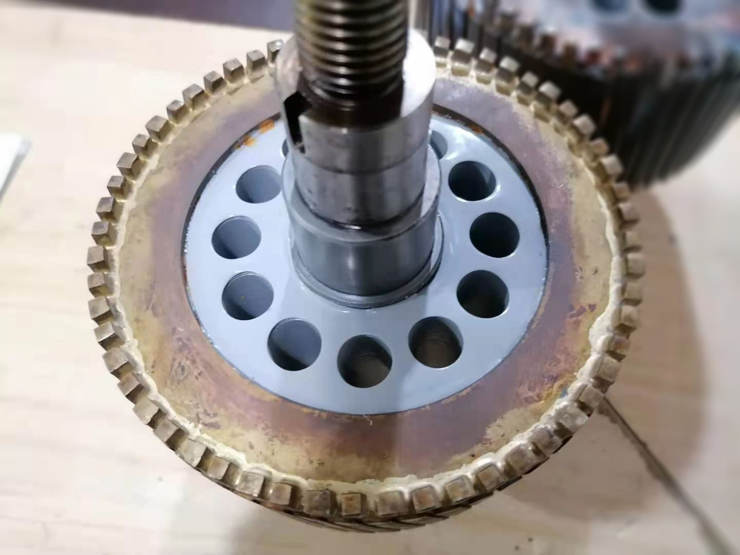 MG不朽情缘氢氧焰电机转子焊接效果